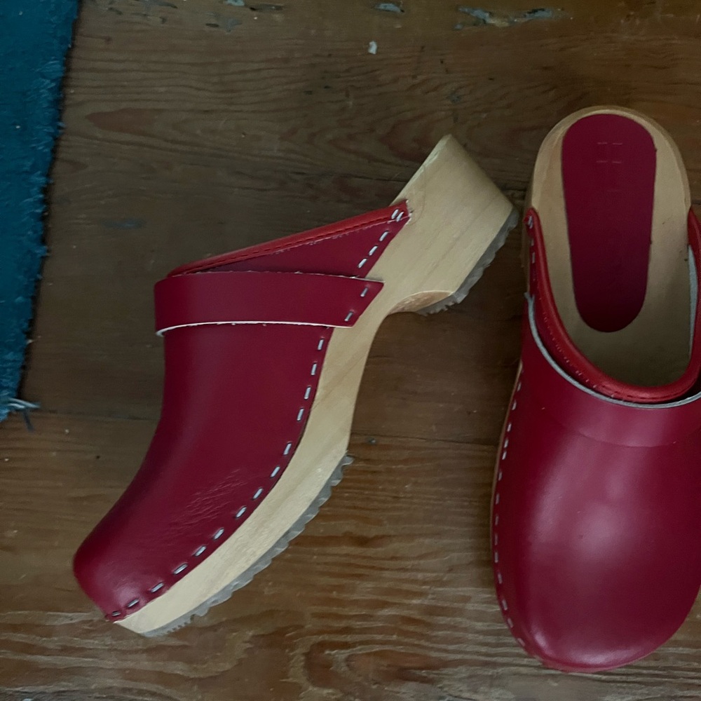 Red Leather Clogs Bjork sweden